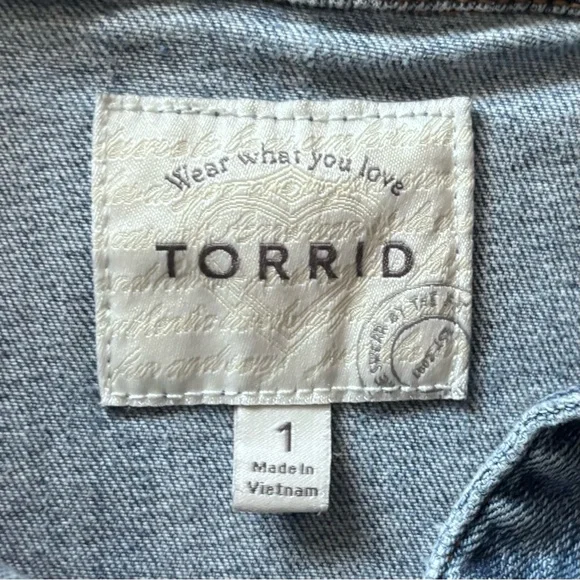 Torrid Blue Denim Sleeveless Cropped Vest Frayed Arm Opening Size 1 14/16 1X - Picture 8 of 9